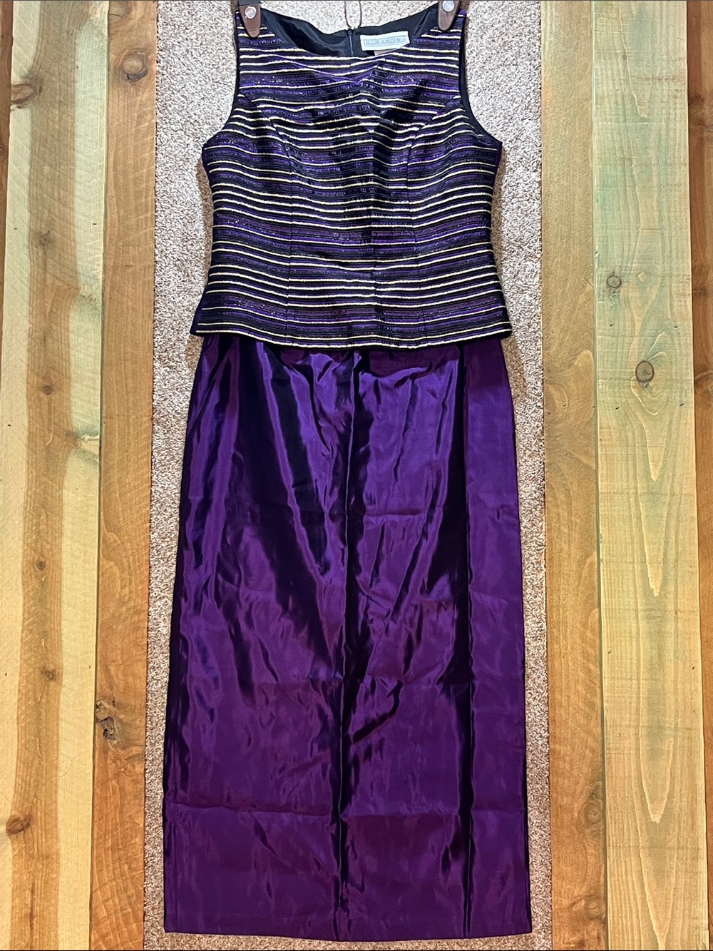 !!VINTAGE!!Jessica Howard Purple Satin Skirt Two-Piece Dress with Metallic Top
